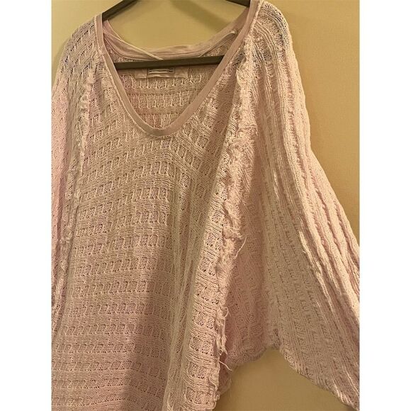 We The Free Women's Pink Oversized Fringe V-Neck Sweater Size S Boho Pastel Soft - Picture 2 of 6